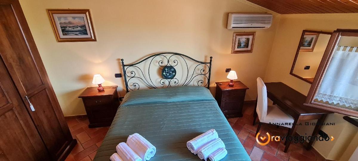 Frontone Locanda Del Castello المظهر الخارجي الصورة